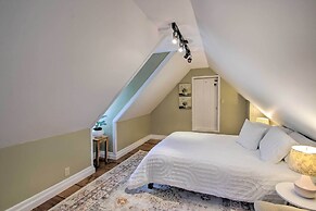 Modern Home ~ 2 Mi to Cranmore Mountain Resort!