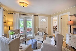 Modern Home ~ 2 Mi to Cranmore Mountain Resort!