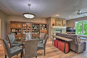 Resort-style Condo w/ Balcony on Lake Keowee