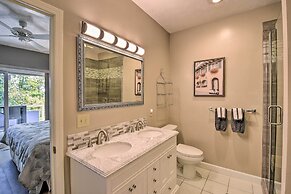 Resort-style Condo w/ Balcony on Lake Keowee