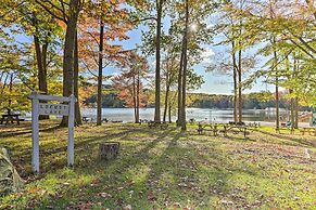 Pet-friendly Pocono Lake Oasis w/ Game Room!