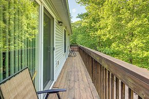 Pet-friendly Pocono Lake Oasis w/ Game Room!