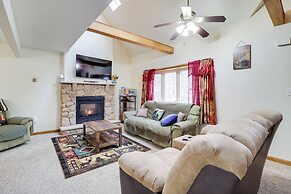 Pet-friendly Pocono Lake Oasis w/ Game Room!