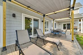 Beachfront De Tour Village Townhome w/ Patio!