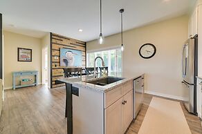 Beachfront De Tour Village Townhome w/ Patio!