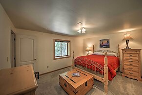 Large Cabin w/ Fire Pit + Grill on 34 Acres!