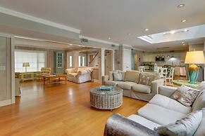 House w/ Private Pool Inside Sea Pines Resort!