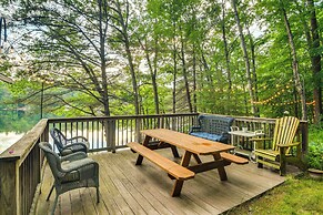 Waterfront Escape w/ Kayak, Paddle Boards, & Sauna