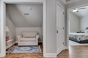 Waterfront Lake Hamilton Getaway w/ Boat Ramp!