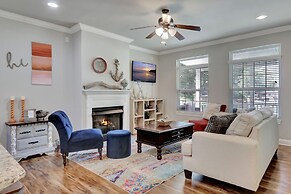 Waterfront Lake Hamilton Getaway w/ Boat Ramp!