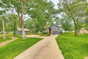 Waterfront Yantis Retreat w/ Deck & Zipline!