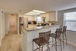 Cape Canaveral Escape: Walk to Beach!