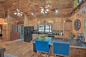 Lovely Lake Hartwell Retreat: Dock, Deck & Grill!