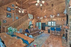 Lovely Lake Hartwell Retreat: Dock, Deck & Grill!