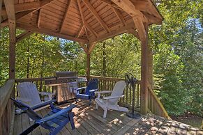 Lovely Lake Hartwell Retreat: Dock, Deck & Grill!