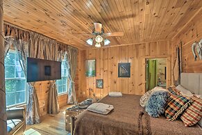 Lovely Lake Hartwell Retreat: Dock, Deck & Grill!