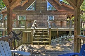 Lovely Lake Hartwell Retreat: Dock, Deck & Grill!
