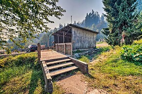 Serene Carnation Abode < 2 Mi to Snoqualmie River