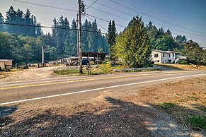Serene Carnation Abode < 2 Mi to Snoqualmie River