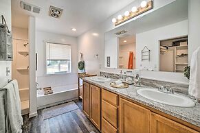 Serene Carnation Abode < 2 Mi to Snoqualmie River