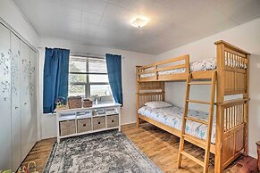 Serene Carnation Abode < 2 Mi to Snoqualmie River