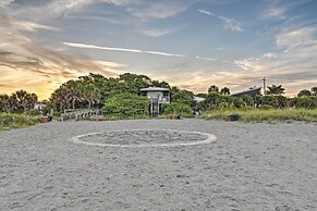 Updated Apartment Walking Distance to Venice Beach