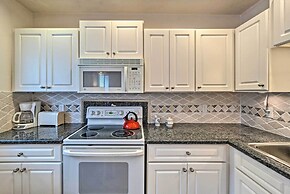 Updated Apartment Walking Distance to Venice Beach