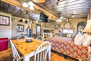 Renovated Bunkhouse on 12-acre Horse Farm!