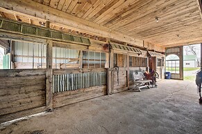 Renovated Bunkhouse on 12-acre Horse Farm!