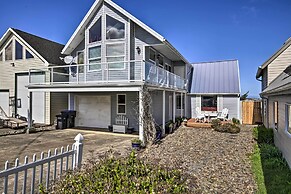 Waldport Beach House w/ Loft, Grill & Ocean Views!