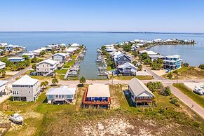 Breezy Dauphin Island Vacation Rental With Deck!