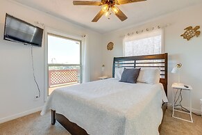 Breezy Dauphin Island Vacation Rental With Deck!