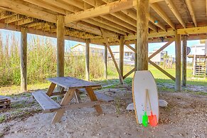 Breezy Dauphin Island Vacation Rental With Deck!