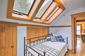 Historic Cumberland Home on Beaver Dam Lake!