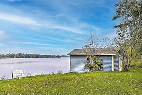 Historic Cumberland Home on Beaver Dam Lake!