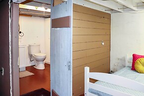 Historic Cumberland Home on Beaver Dam Lake!