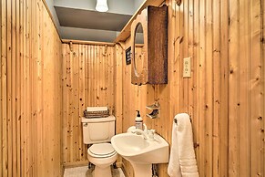 Historic Cumberland Home on Beaver Dam Lake!