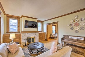 Historic Cumberland Home on Beaver Dam Lake!