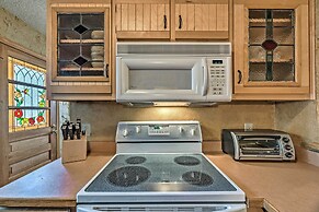 Cozy Ruidoso Cabin w/ Private Hot Tub & Large Deck