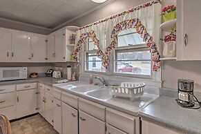 Quaint & Scenic Country Cottage, 3 Mi to New River