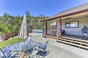 Weaverville Family Home: Mtn Views & Fire Pit