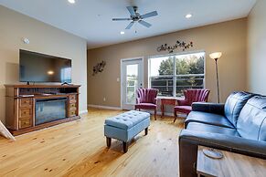 Game Room w/ Pool Table! Downtown Mobile Condo