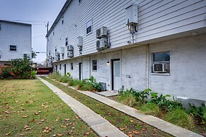 Walkable Downtown Apt w/ Game Room!