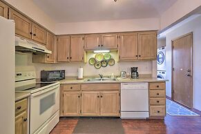 Quaint Angel Fire Townhome: 1/2 Mi to Ski Slopes!