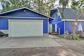 The Lillipad in Lilliwaup: Magnificent Waterfront!