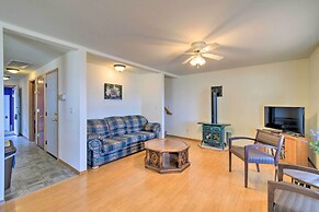 The Lillipad in Lilliwaup: Magnificent Waterfront!