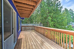 The Lillipad in Lilliwaup: Magnificent Waterfront!