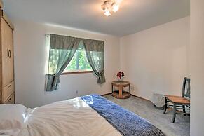 The Lillipad in Lilliwaup: Magnificent Waterfront!