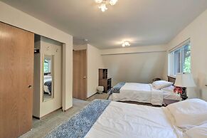 The Lillipad in Lilliwaup: Magnificent Waterfront!