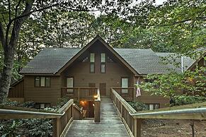 Wintergreen Resort Mountain Condo w/ Pool Access!